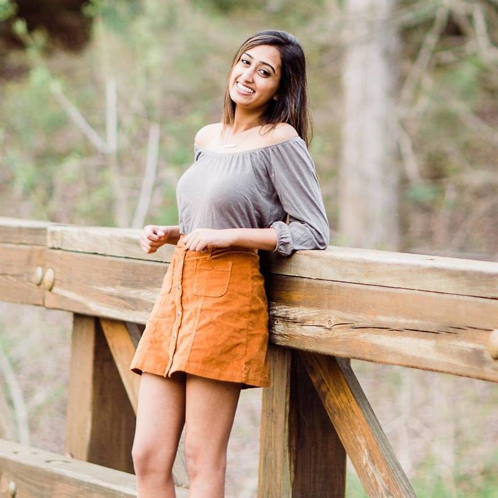 Meet your Posher, Pooja